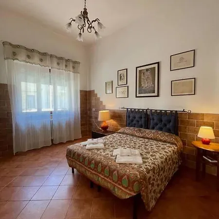 Ampia Casa Con Giardino Apartment